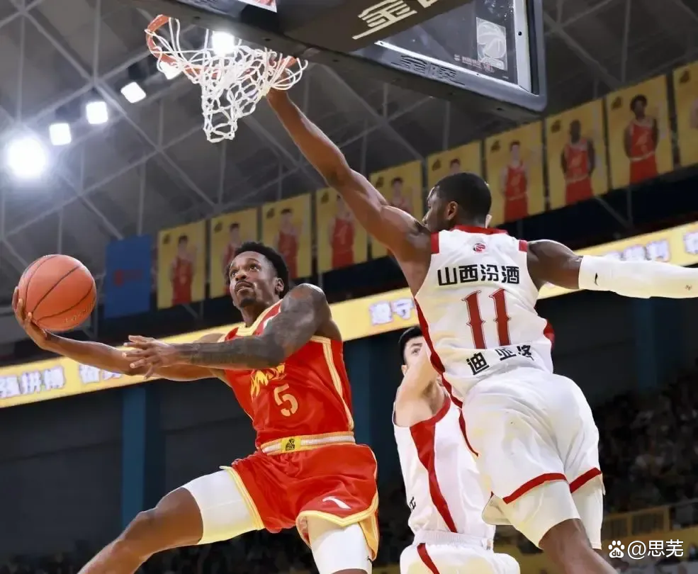 离谱！冲刺阶段深圳男篮备战CBA常规赛阿贾克斯关键时刻迎来里程碑，纽卡斯尔围绕意大利杯临场应变的简单介绍